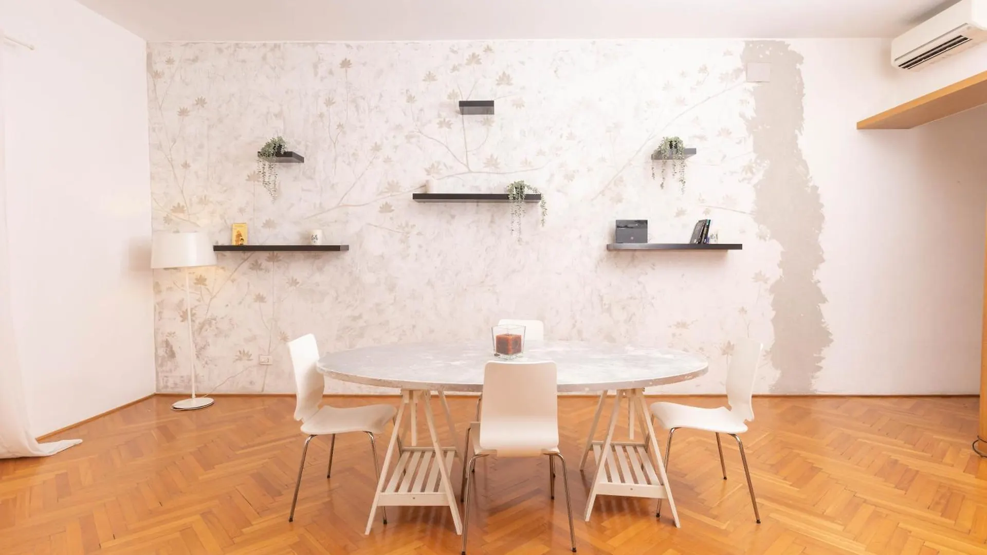 Fontana Di Trevi Modern Apartment Рим Италия
