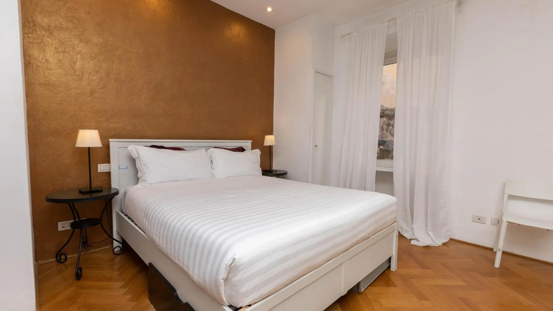 Fontana Di Trevi Modern Apartment Рим