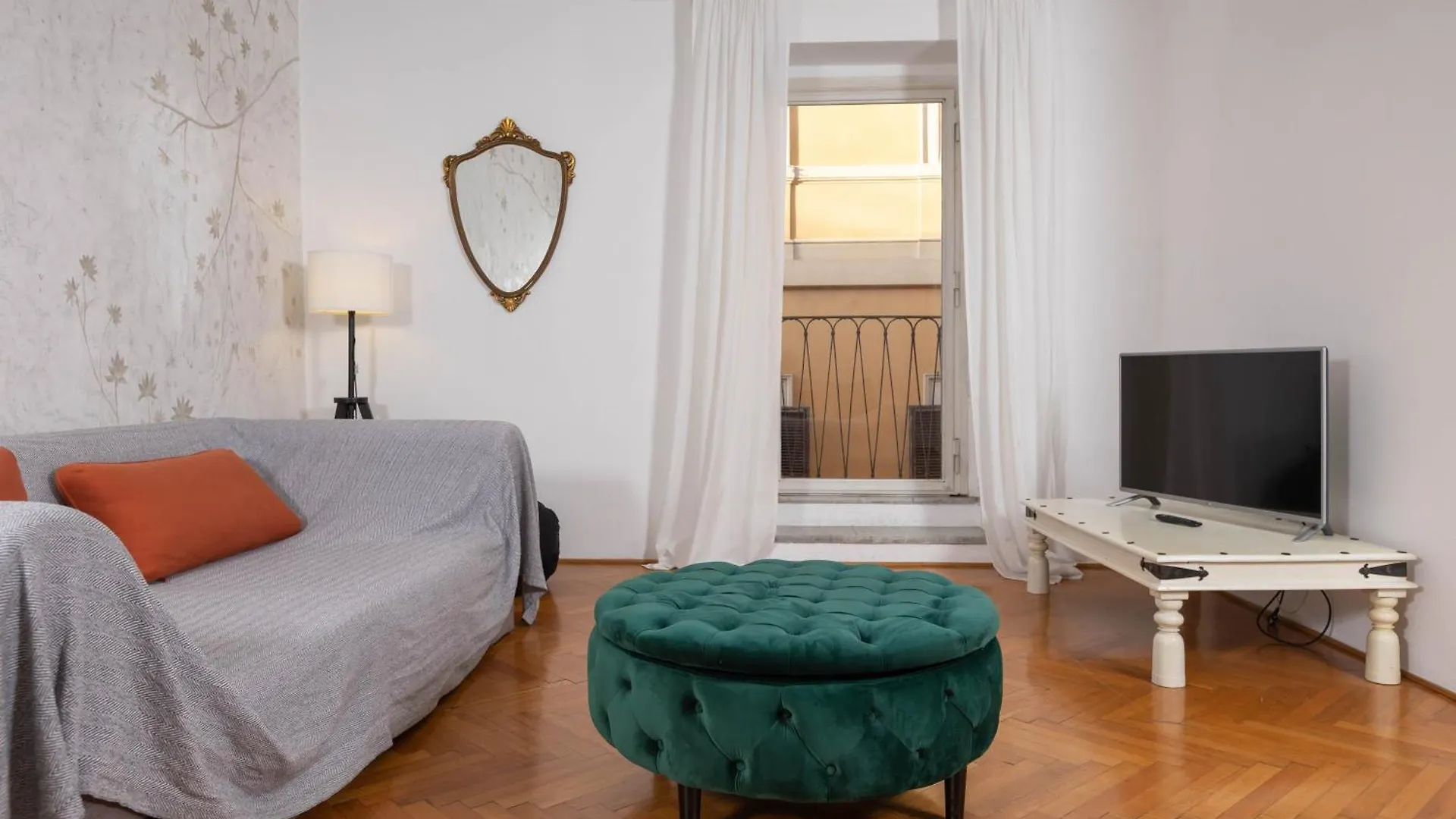 Fontana Di Trevi Modern Apartment Рим